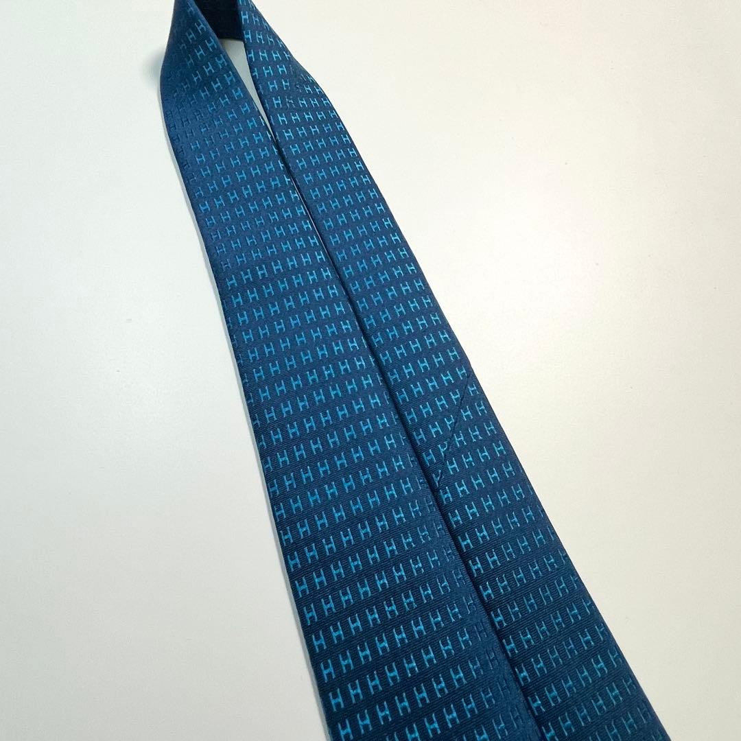 名作✨極美品✨HERMES エルメス　ネクタイ　高級シルク　ファソネ H柄