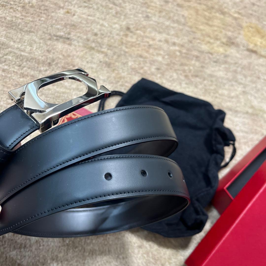 まき　極美品　カルティエ　メンズベルトBLACK 95