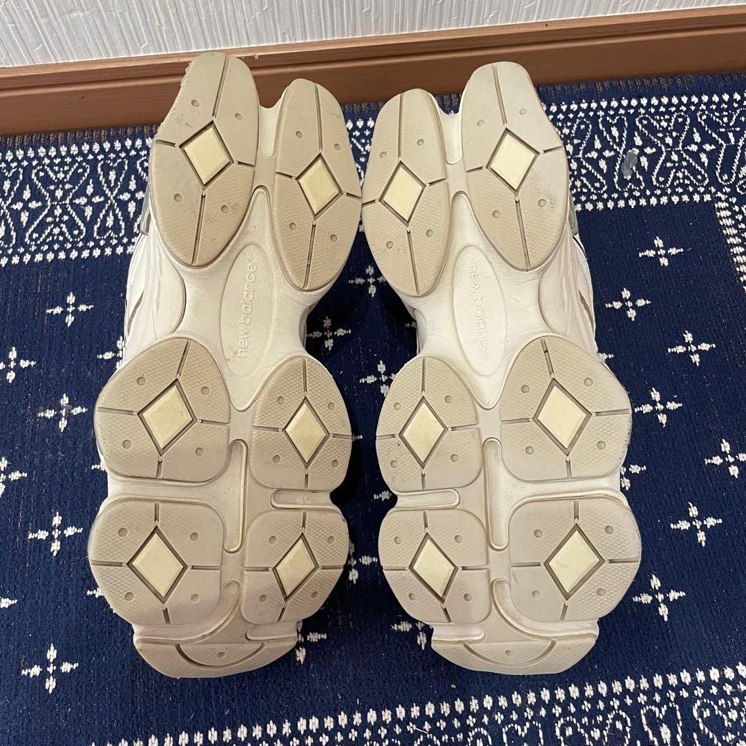 New Balance 9060 ホワイトベージュ 26cm