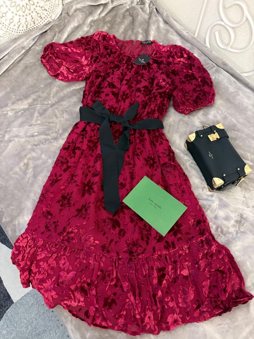 kate spade フラワー柄赤ワンピース