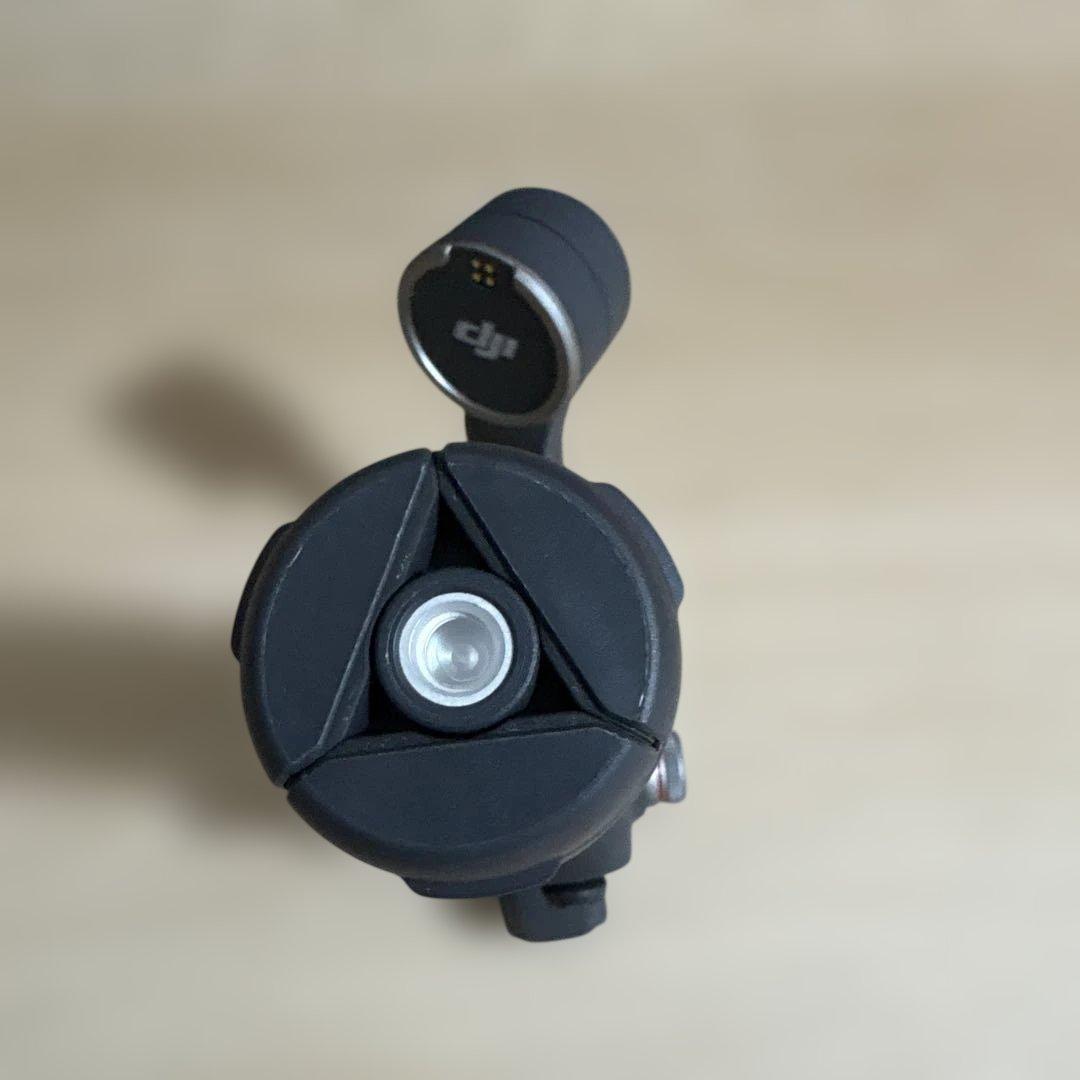 DJI Osmo Mobile 7 Proスマートフォン用ジンバル　数回使用のみ