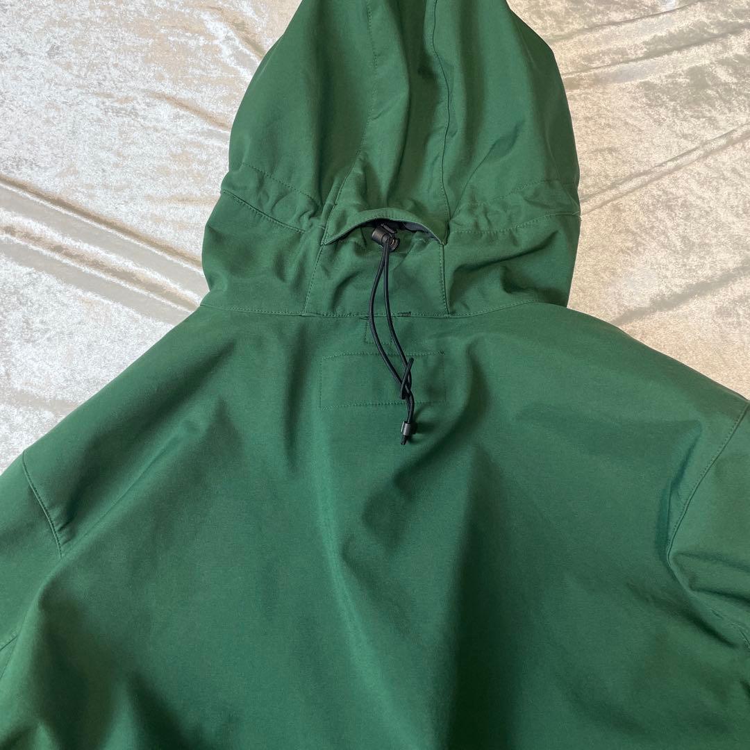 こ*️様 686 シックスエイトシックス　スノーボードウェア ジャケット　M