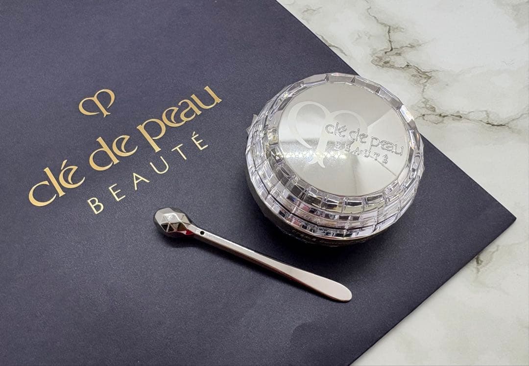 未開封未使用　クレドポーボーテ　クレームコントゥールデジュー　クリーム（目もと用