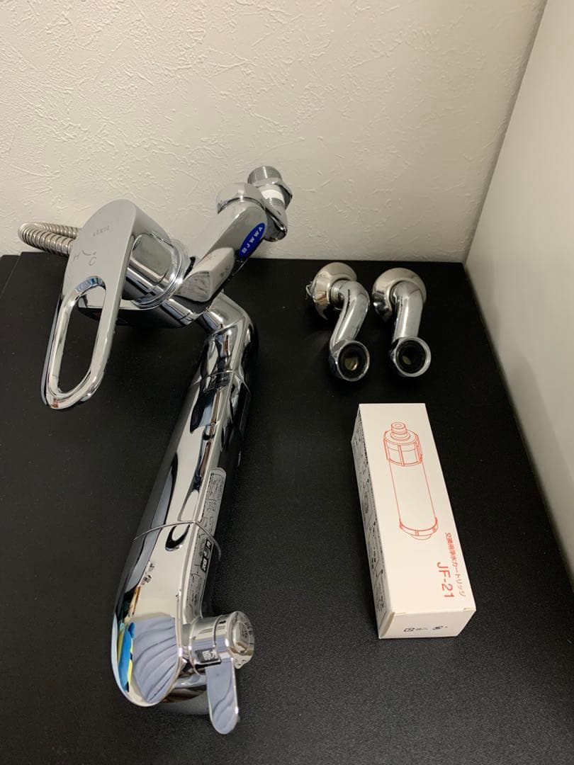 TOTO キッチン水栓 壁付きタイプ ハンドシャワータイプ　カートリッジ付