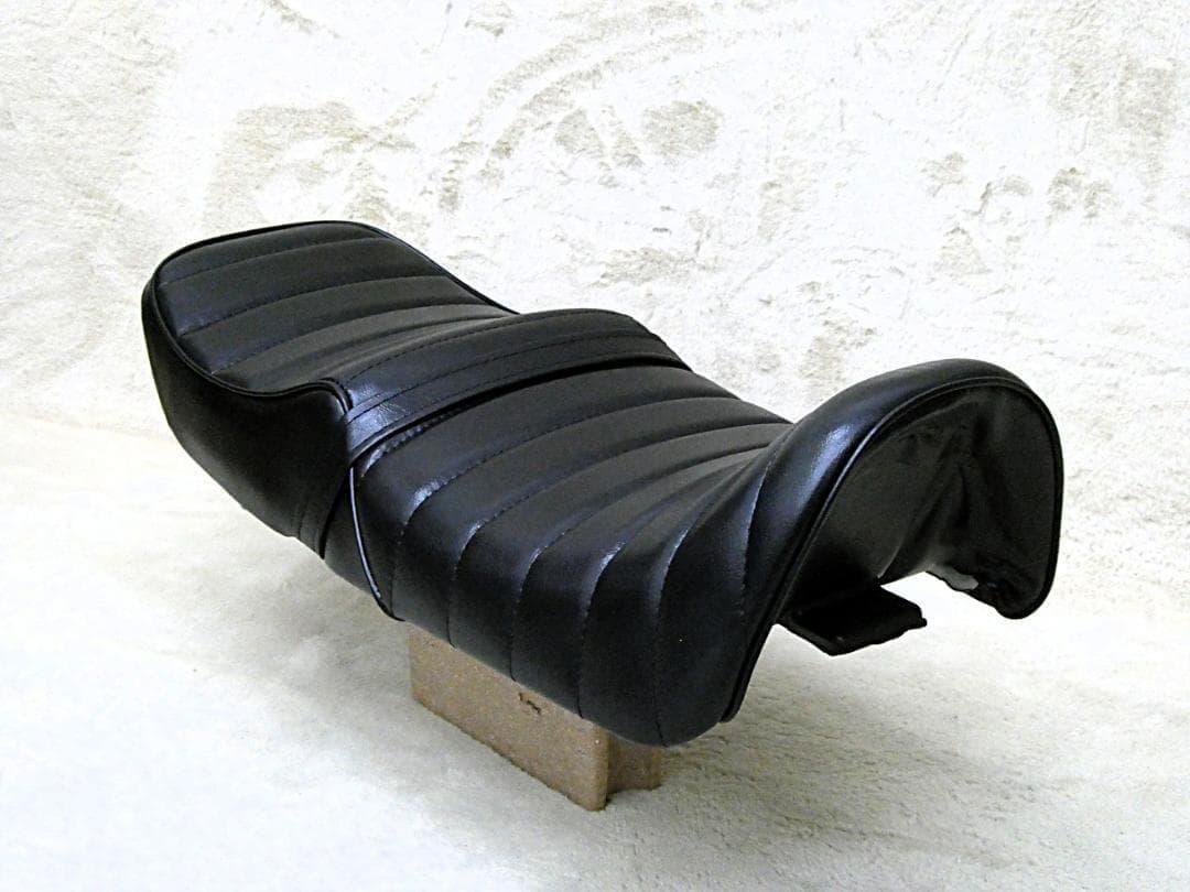 ＣＢＲ４００Ｆ　黒皮 タックロールシート/②ブラック 完成品 タックロール