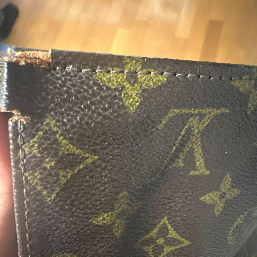 ルイヴィトン　モノグラムポーチ