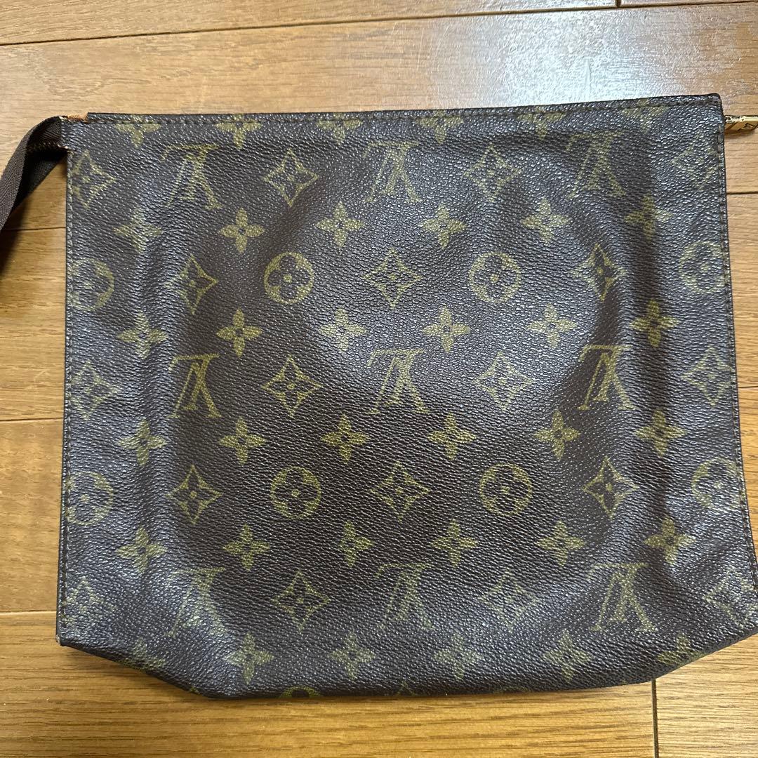 ルイヴィトン　モノグラムポーチ