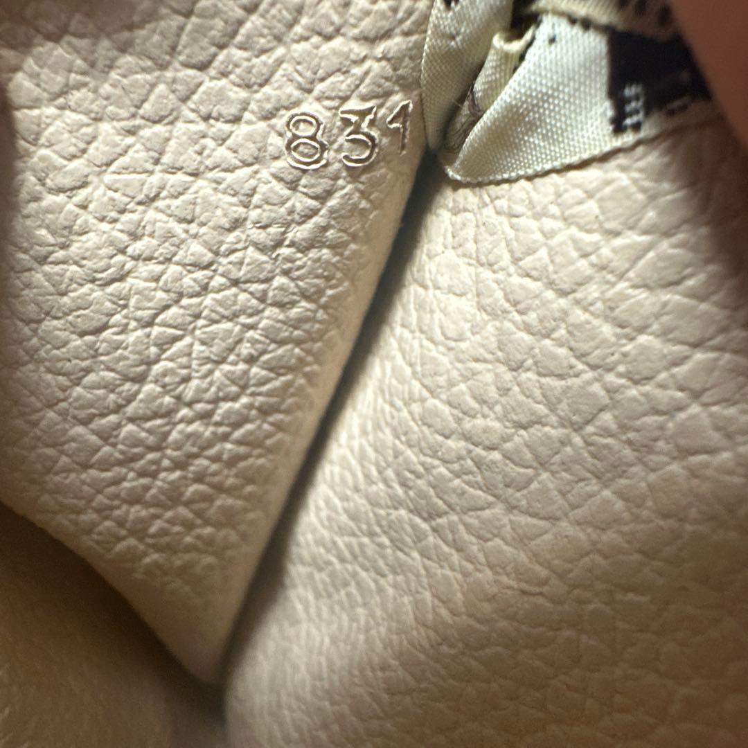 ルイヴィトン　モノグラムポーチ