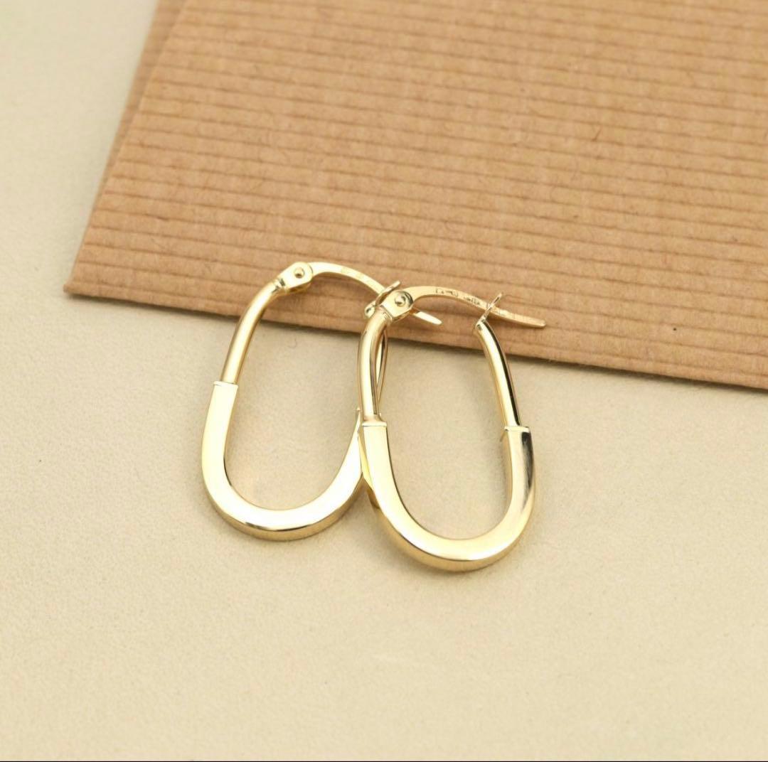 ウノアエレ　ピアス