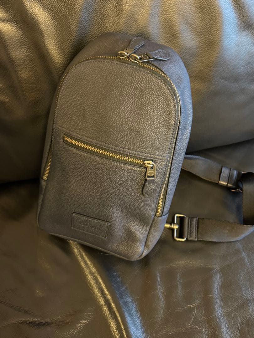 COACH レザー ボディバッグ ネイビー 美品 ショルダー 正規品