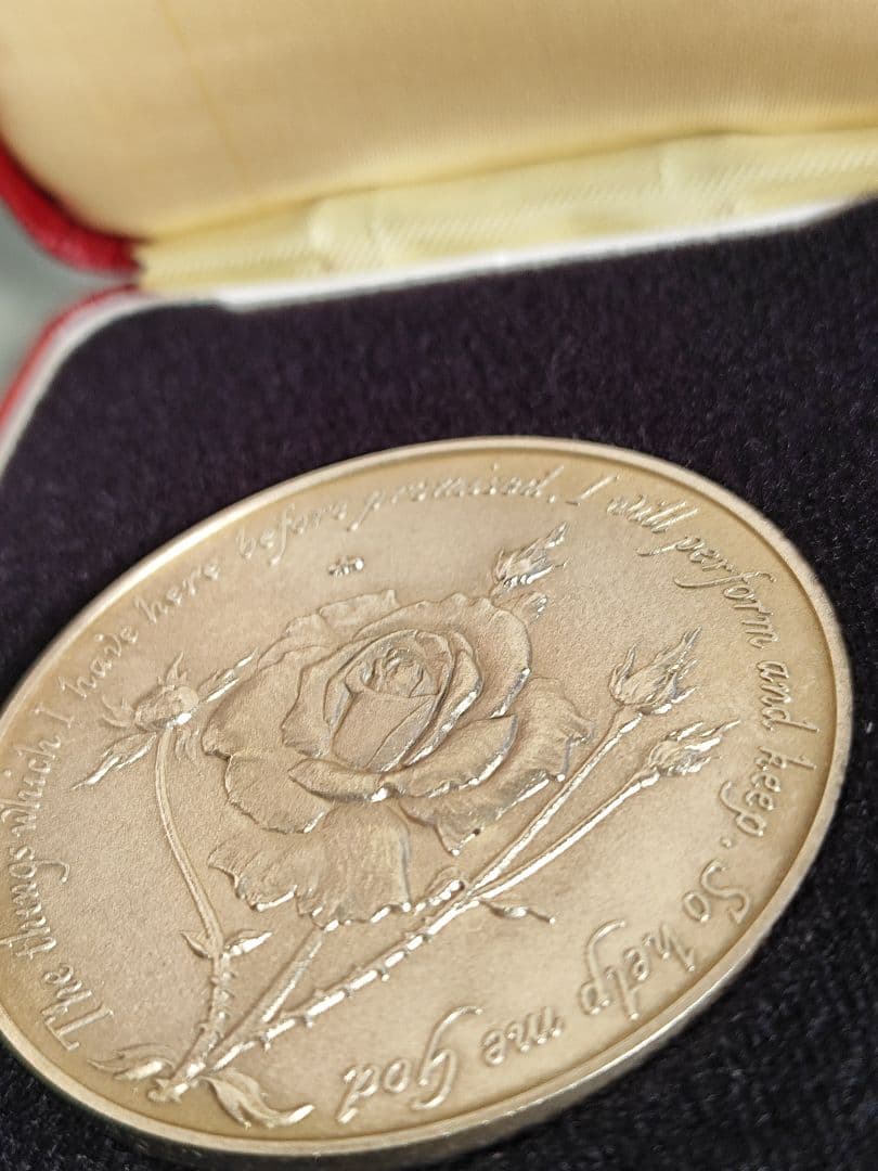 希少シルバー1977 イギリス エリザベス ジュビリー 大型 銀 メダル