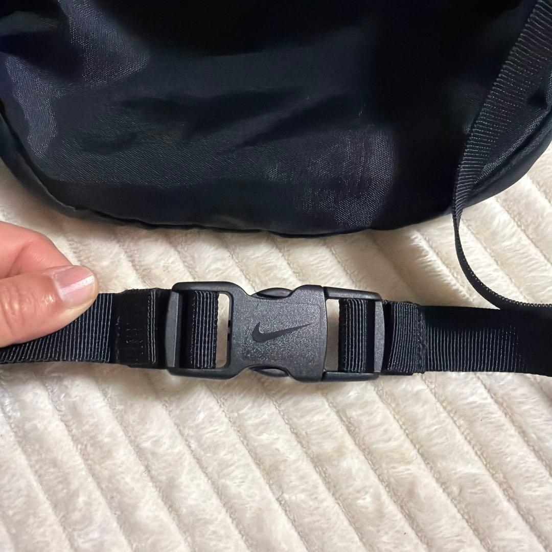 つ*引様 NIKE supreme コラボウエストポーチ