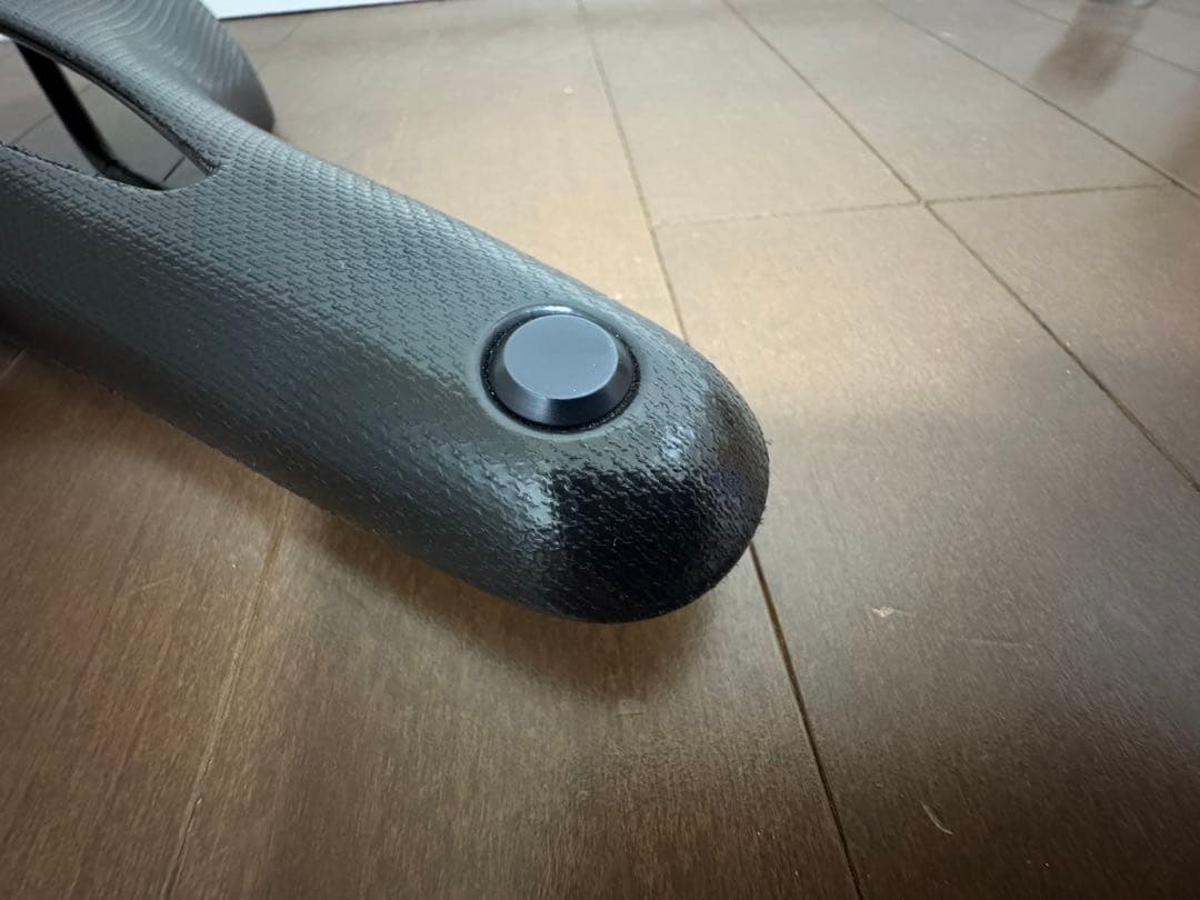 ブルックス BROOKS CAMBIUM C17 Carved 穴あき 162