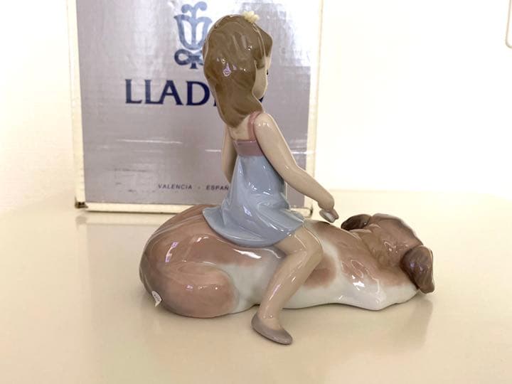 絶版貴重品【LLADRO(リヤドロ)】私のお友達(マスティフと遊ぶ少女)
