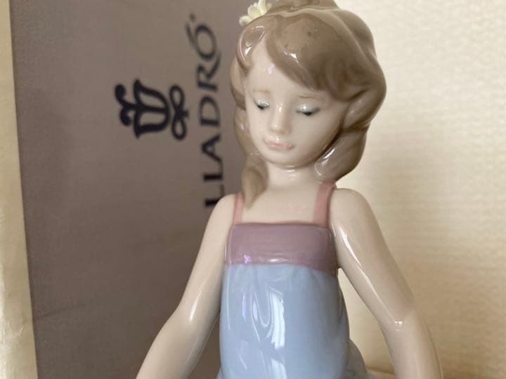 絶版貴重品【LLADRO(リヤドロ)】私のお友達(マスティフと遊ぶ少女)