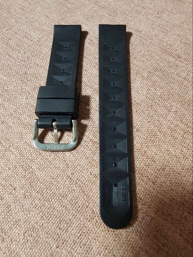 セイコー ダイバー用純正ウレタンベルト ワッフル19mm極美品