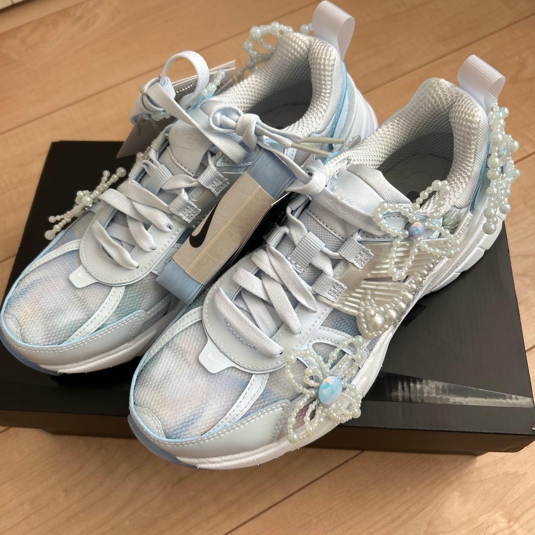 ★siawasenotame★《NIKE 》 V2K Artist コレク