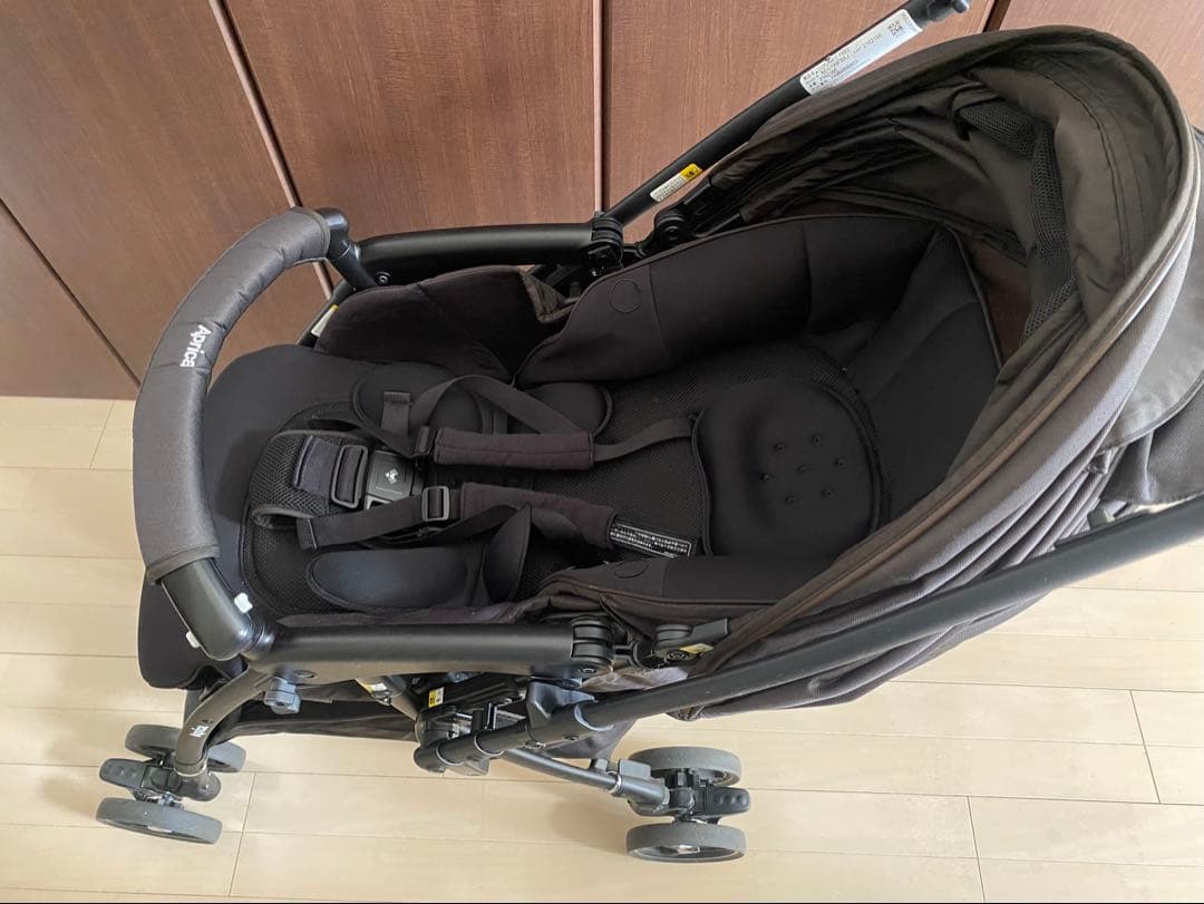 アップリカ　ラクーナクッションフリー ブラック 取扱説明書付き