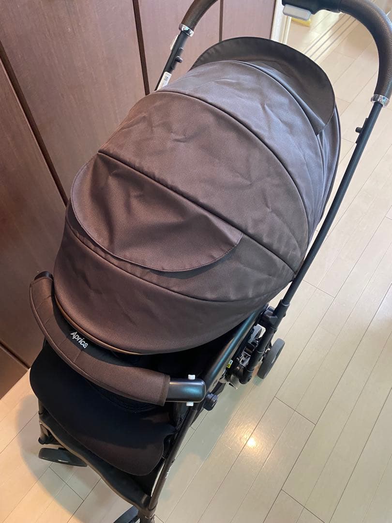 アップリカ　ラクーナクッションフリー ブラック 取扱説明書付き