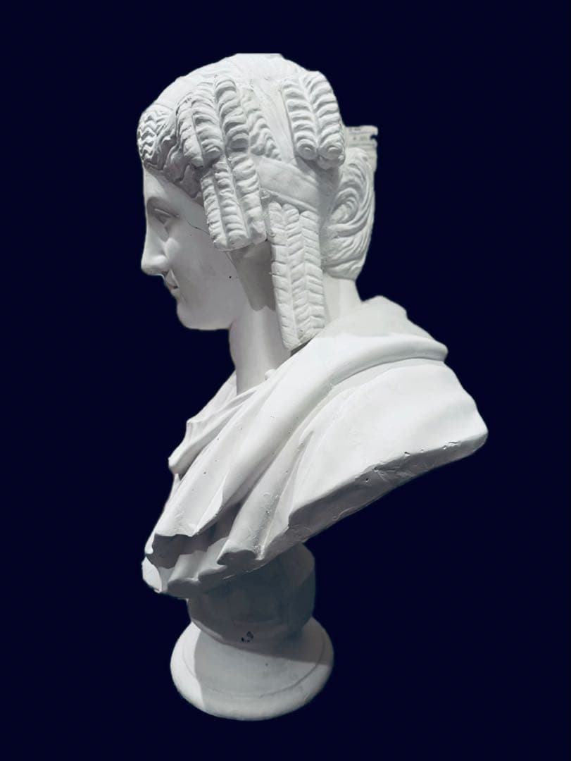 パジャント　石膏像