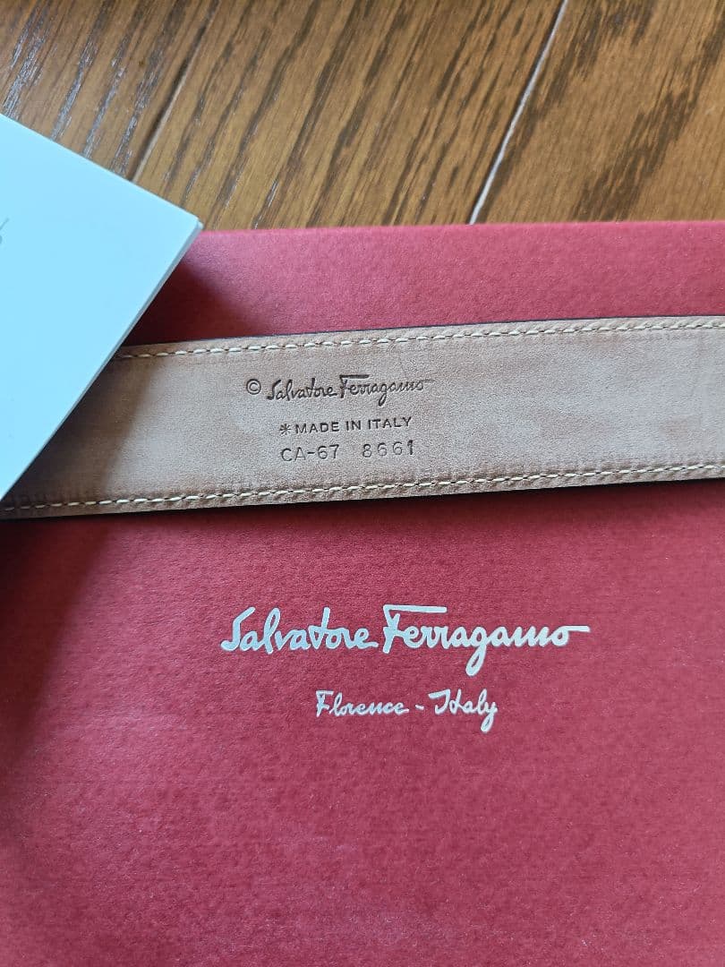 Salvatore Ferragamo レザー ベルト