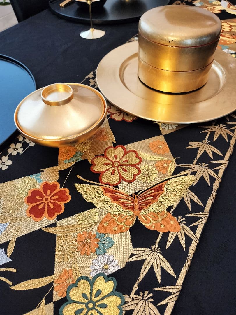 ルブの森★　A619★逸品‼️高級全通帯‼️ひな祭り‼️テーブルランナー