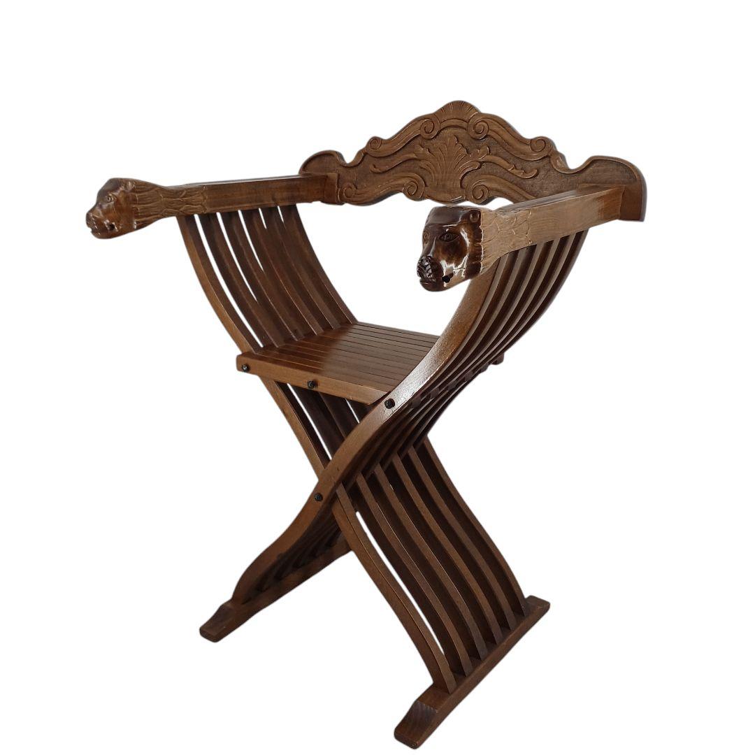 送料込み①アンティーク【木製ライオン装飾折りたたみ椅子】ヴィンテージ
