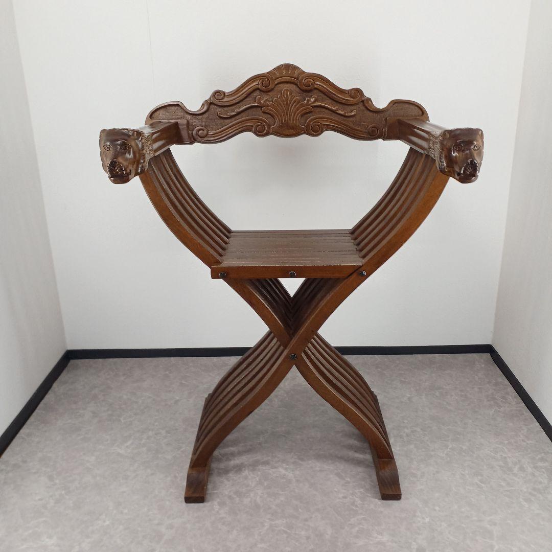 送料込み①アンティーク【木製ライオン装飾折りたたみ椅子】ヴィンテージ