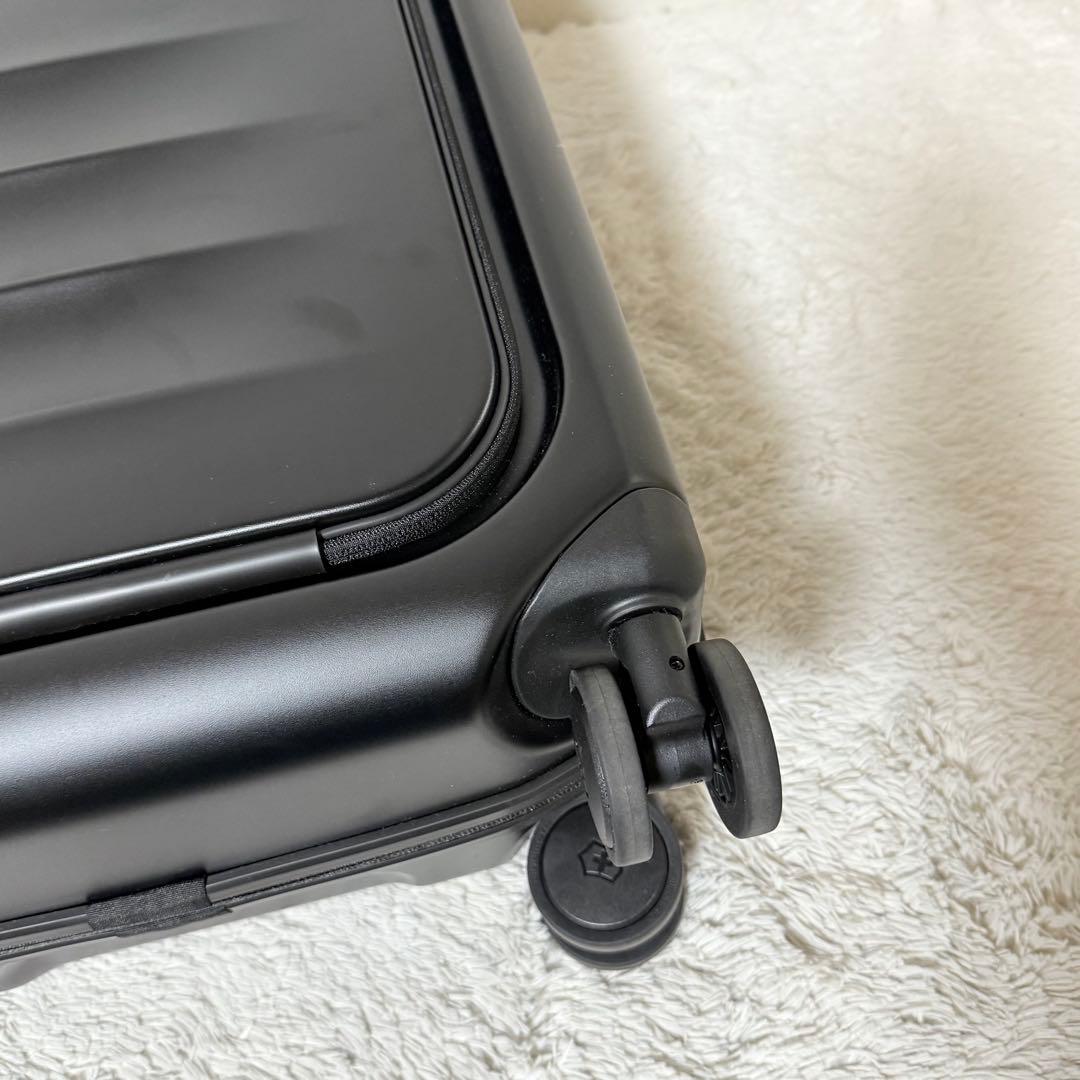 ⭐️未使用品⭐️　ビクトリノックス　EXP グローバルキャリーオン　キャリーケース