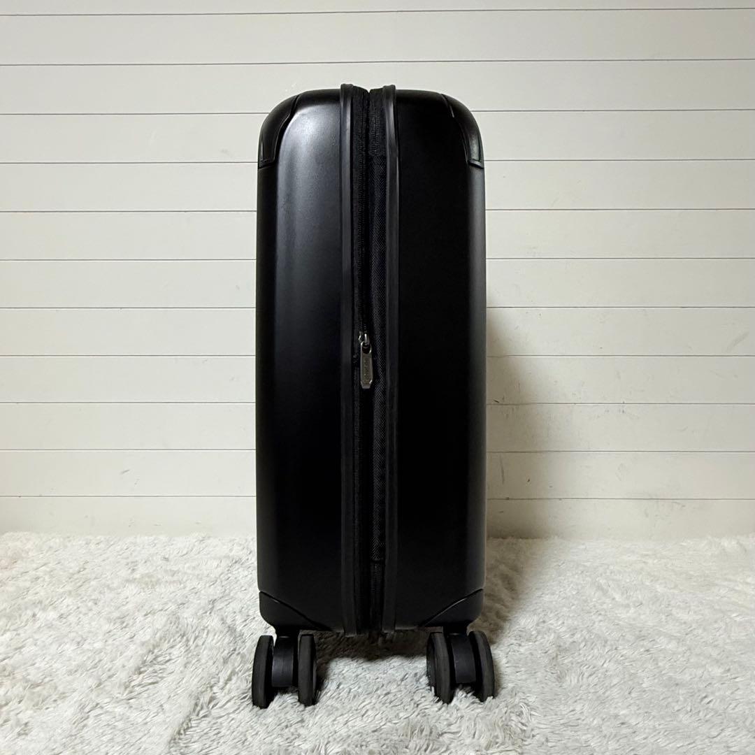 ⭐️未使用品⭐️　ビクトリノックス　EXP グローバルキャリーオン　キャリーケース