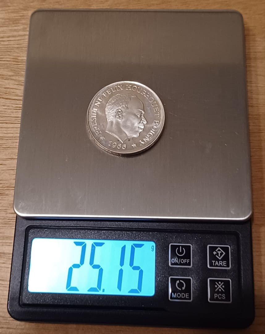 銀品位(.925)銀貨の厚みが魅力的 象さんと初代大統領の銀貨 1966年限定品