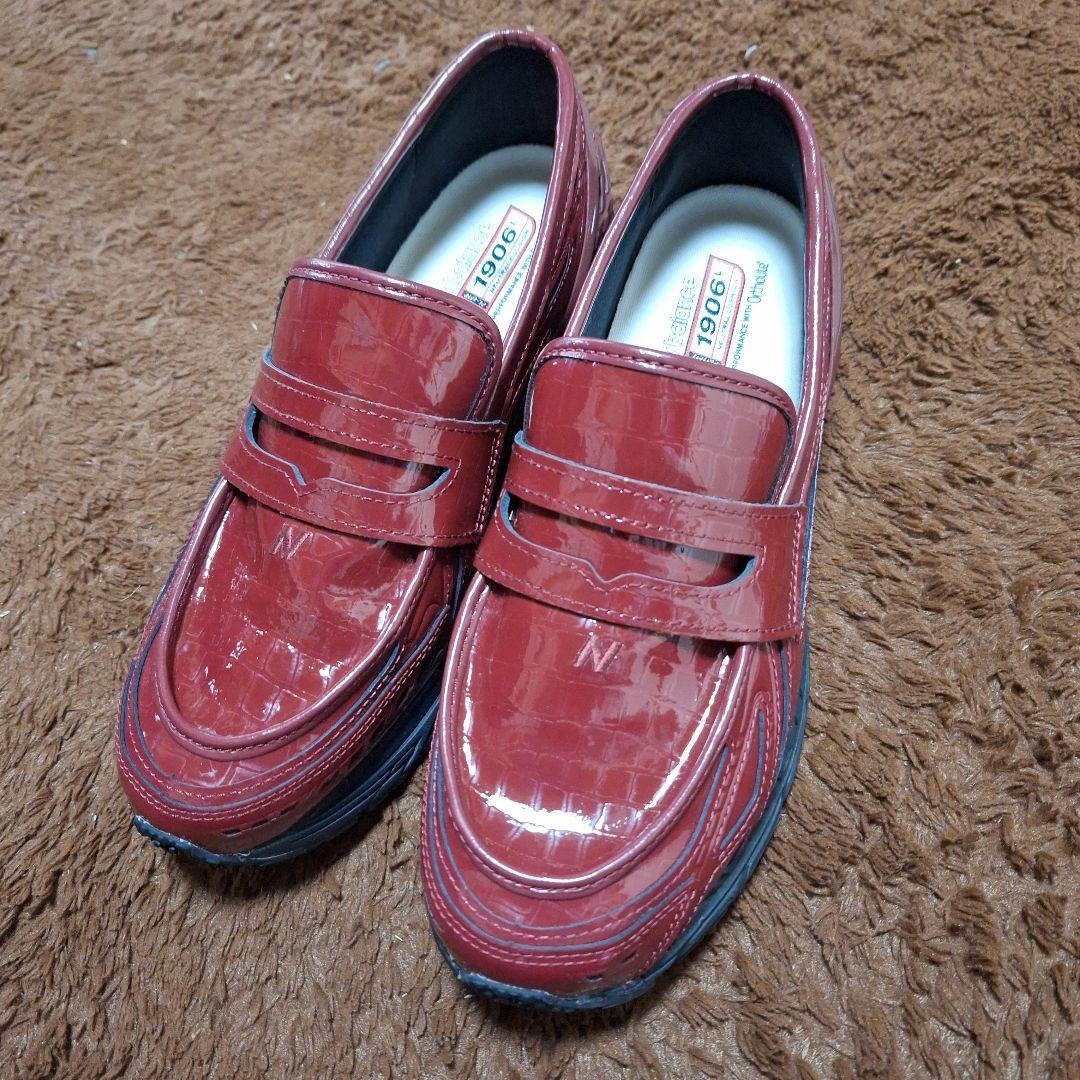 new balance　ローファー