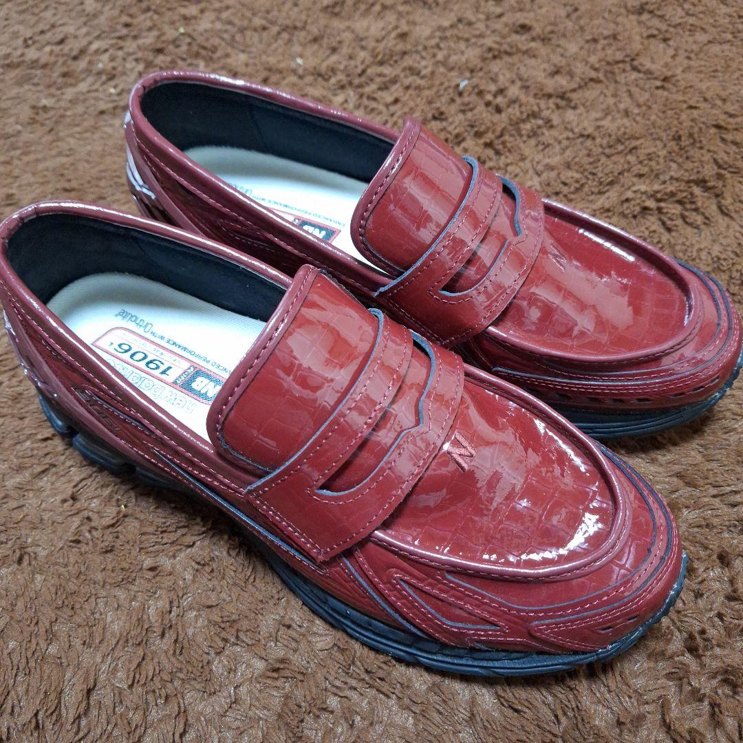 new balance　ローファー