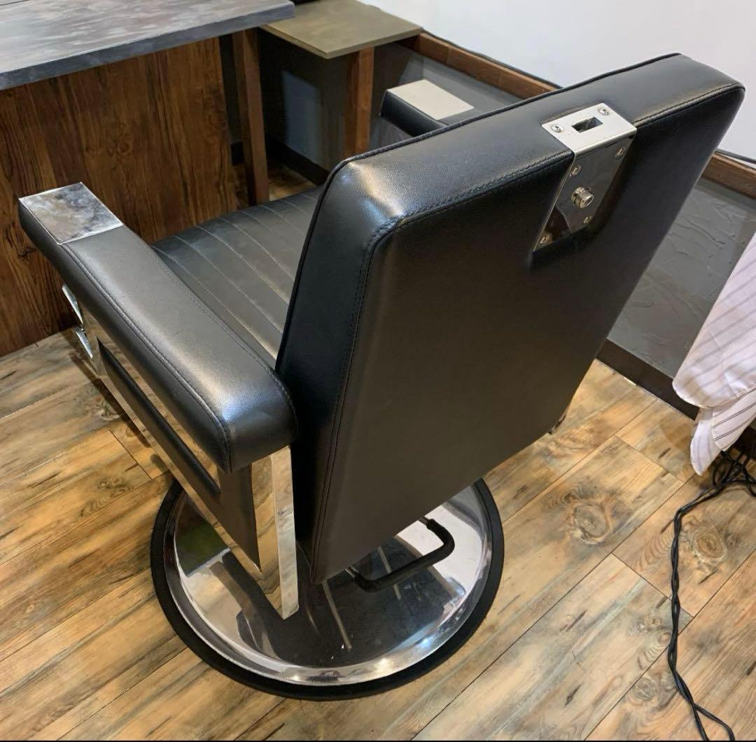 理容椅子　barber chair