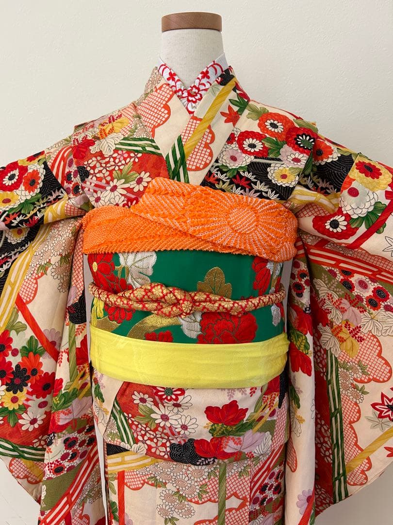 7歳　七五三　十三詣り　正絹着物　身丈152cm帯、帯揚げ、帯締め　しごき