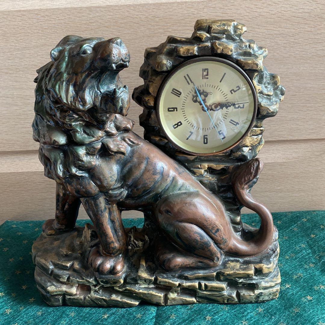 置き時計　銅？ゼンマイ式　MEIKO 彫刻　チックタック