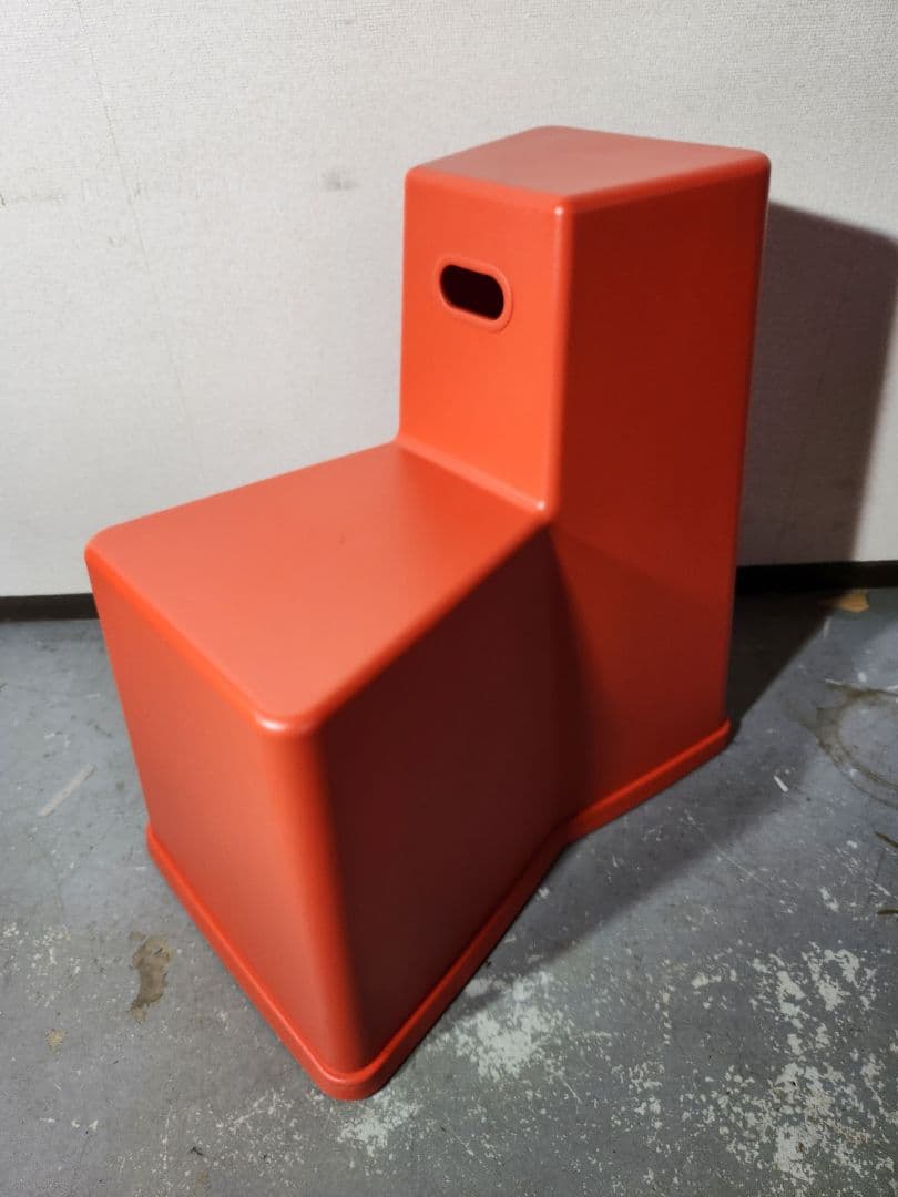 ヴィトラ■/スツールツール /ポピーレッド/コンスタンチン・グルチッチ