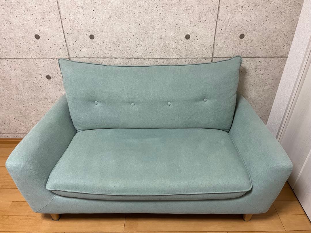 水色 ボタン付きクッション 2人掛けソファ