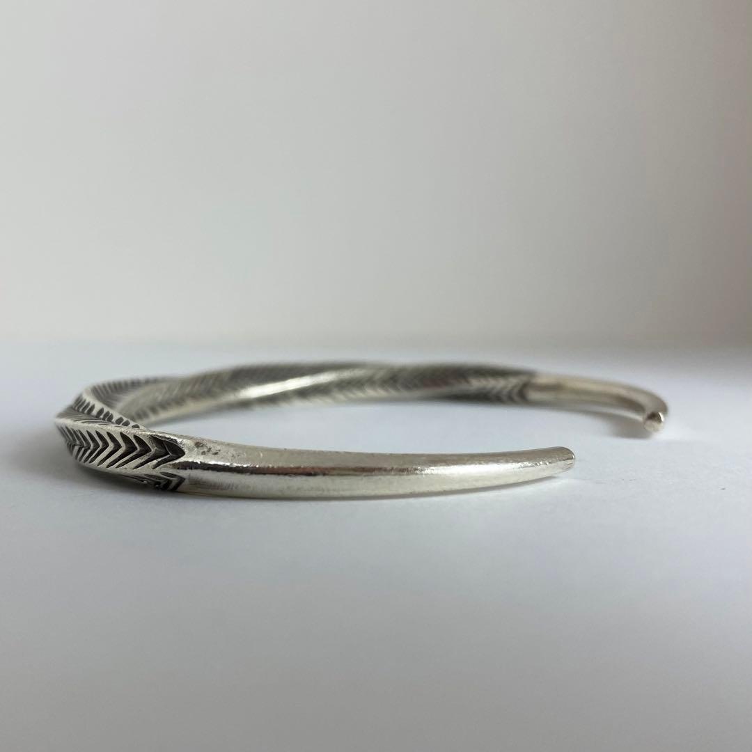 カレンシルバー　カレン族　バングル　ブレスレット　ハンドメイド　布袋付き　925