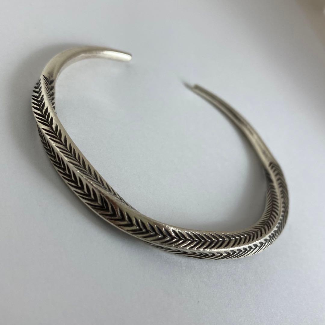 カレンシルバー　カレン族　バングル　ブレスレット　ハンドメイド　布袋付き　925
