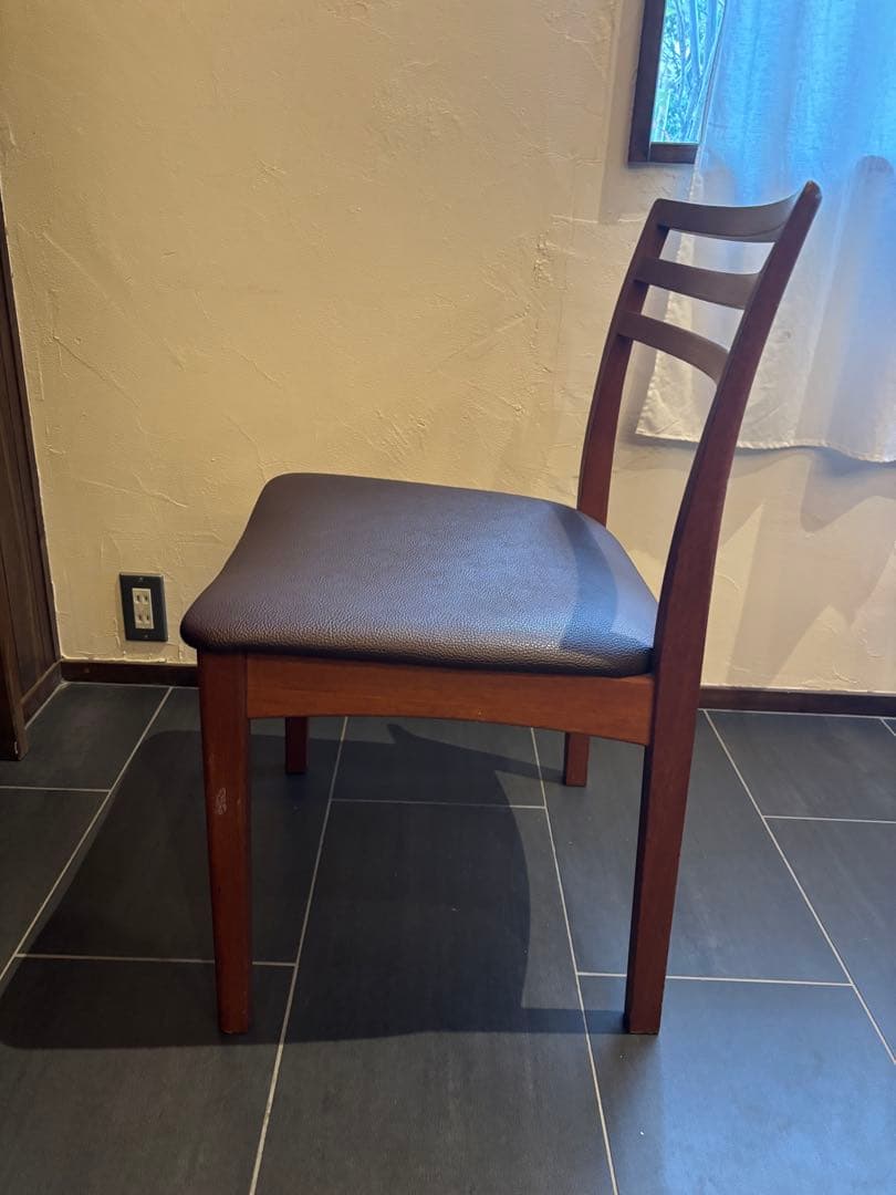 F)スコービー？　デンマーク　北欧　ダイニングチェア