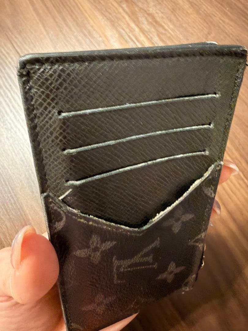 Louis Vuitton ケース ブラック