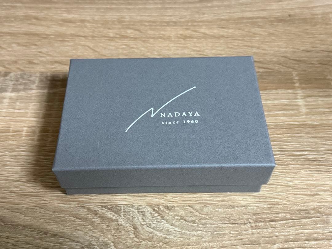 NADAYA 【mu】本革 Rファスナー コンパクト財布【HAKU】