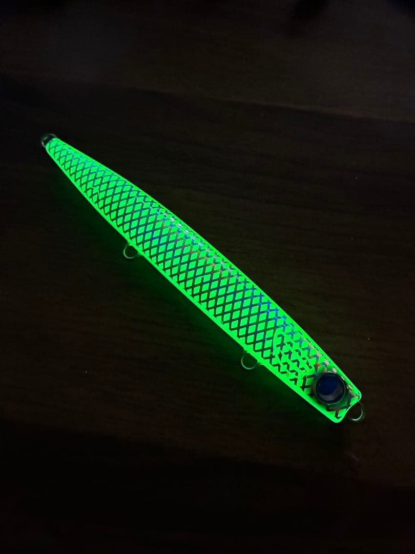 かっ飛び棒130 ドラゴングロー　チャートバックグロー