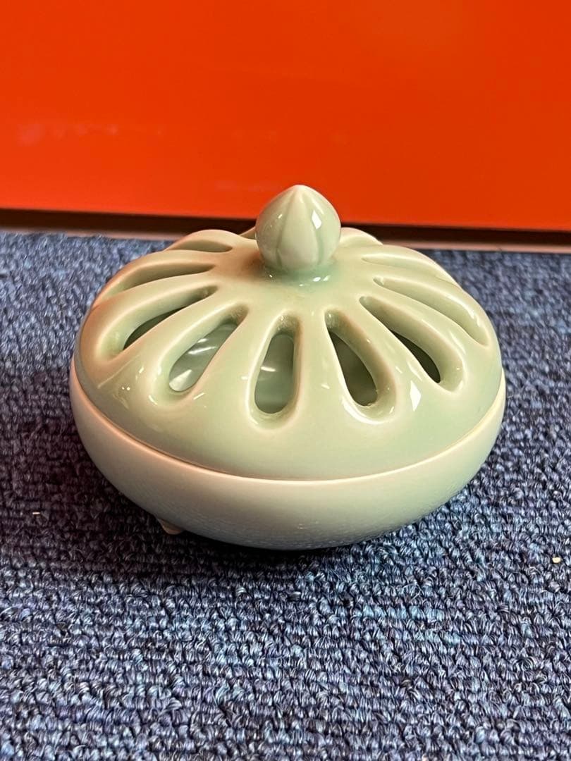 1148 鍋島焼　青磁　香炉　未使用