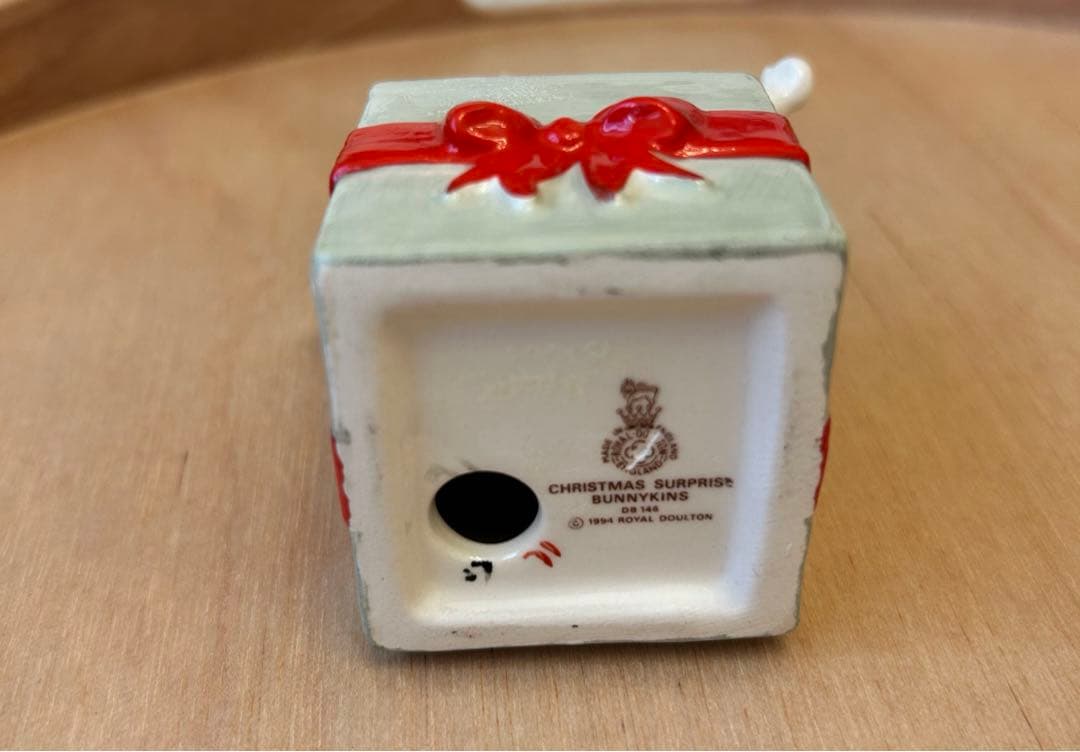 ピーターラビット　ロイヤルダルトン　クリスマス　サンタ