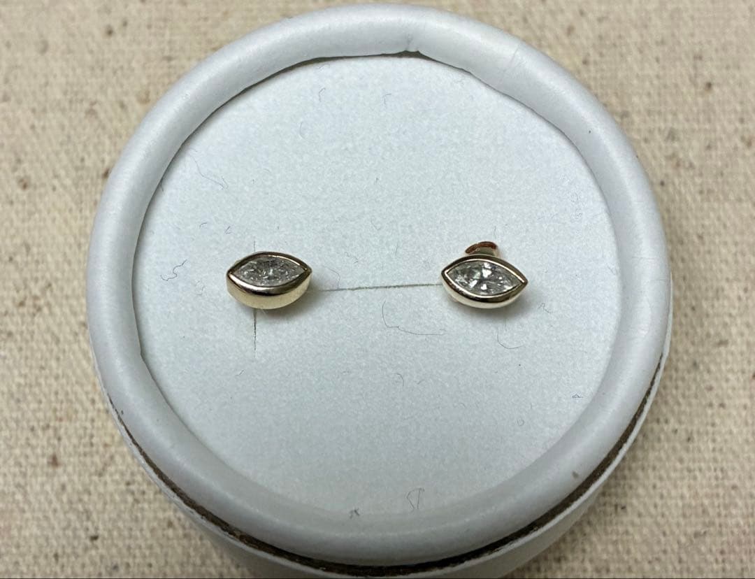 accessories mau レモン型K10ダイヤモンドピアス