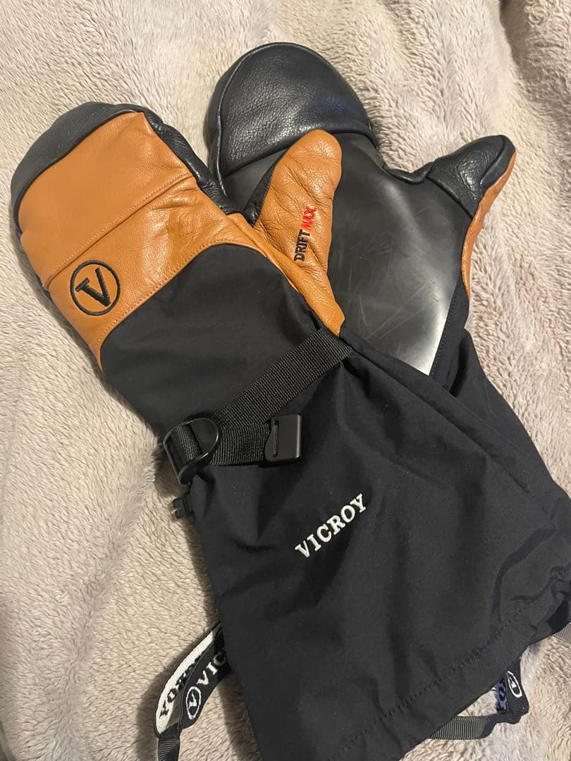 VICROY グローブ