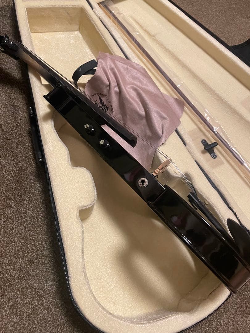 電子ヴィオラ　未使用品(弓、ケース付)