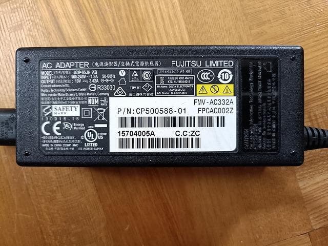 富士通 ノートA574/H　SSD256GBモリ8GB ☆快速☆